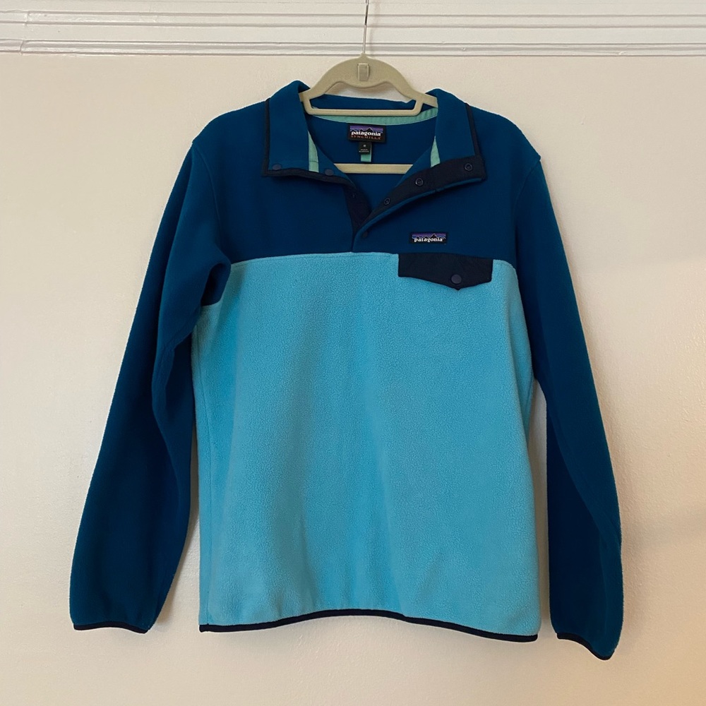 Women’s Patagonia Blue Synchilla Fleece Medium